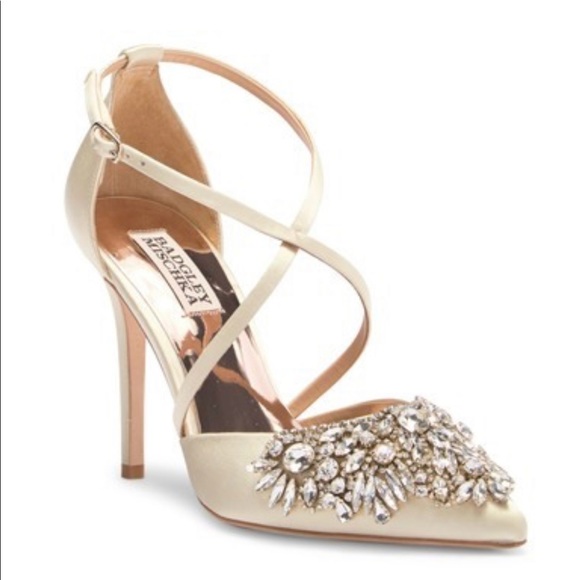 Shoes - Picture 8 of 8